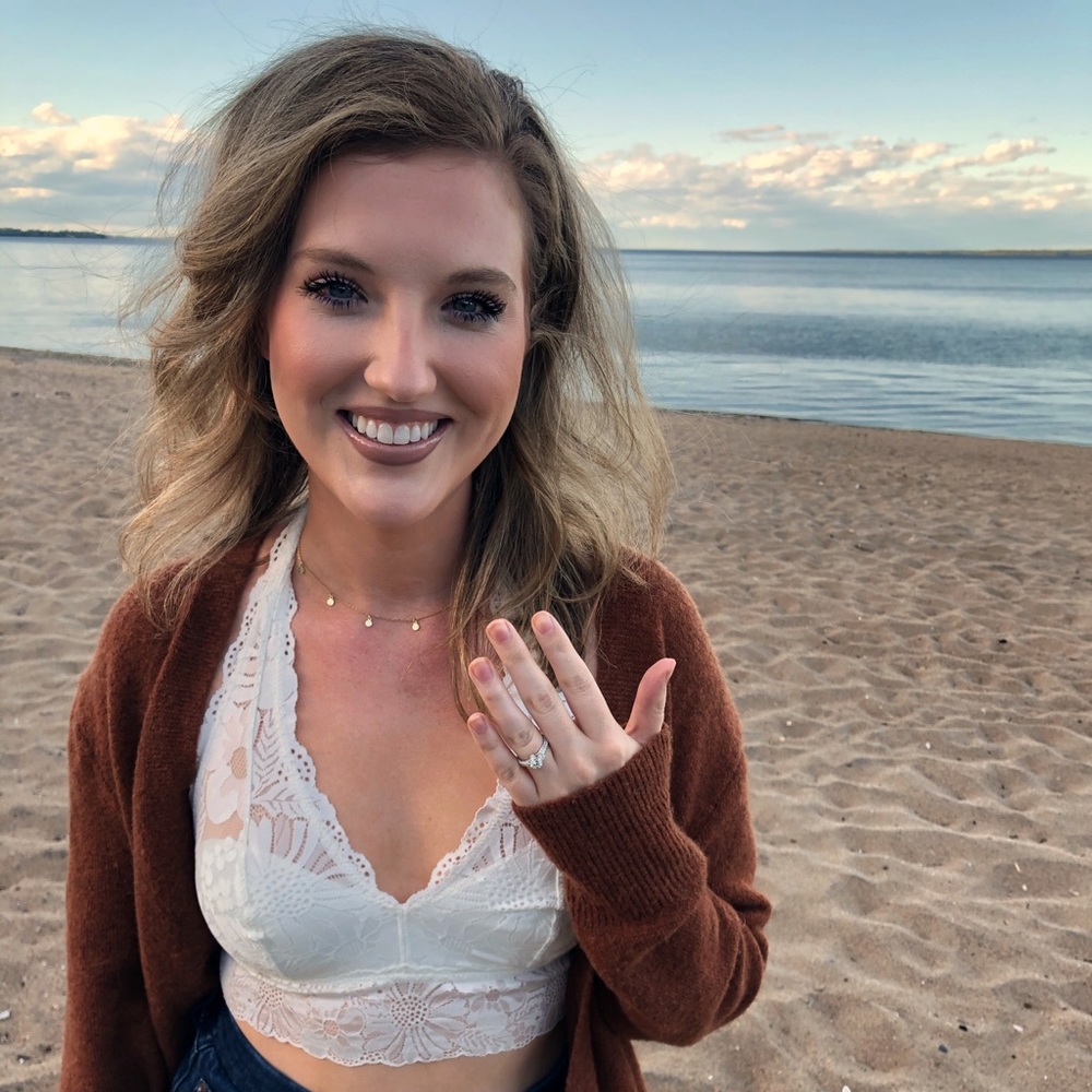 Meet your Posher, Emily